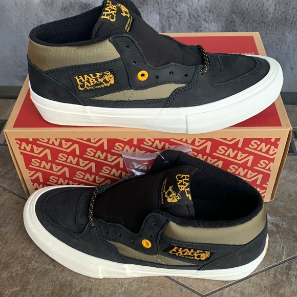 VANS HALF CAB PRO SURPLUS BLACK/MILITARY WMNS - Picture 2 of 16